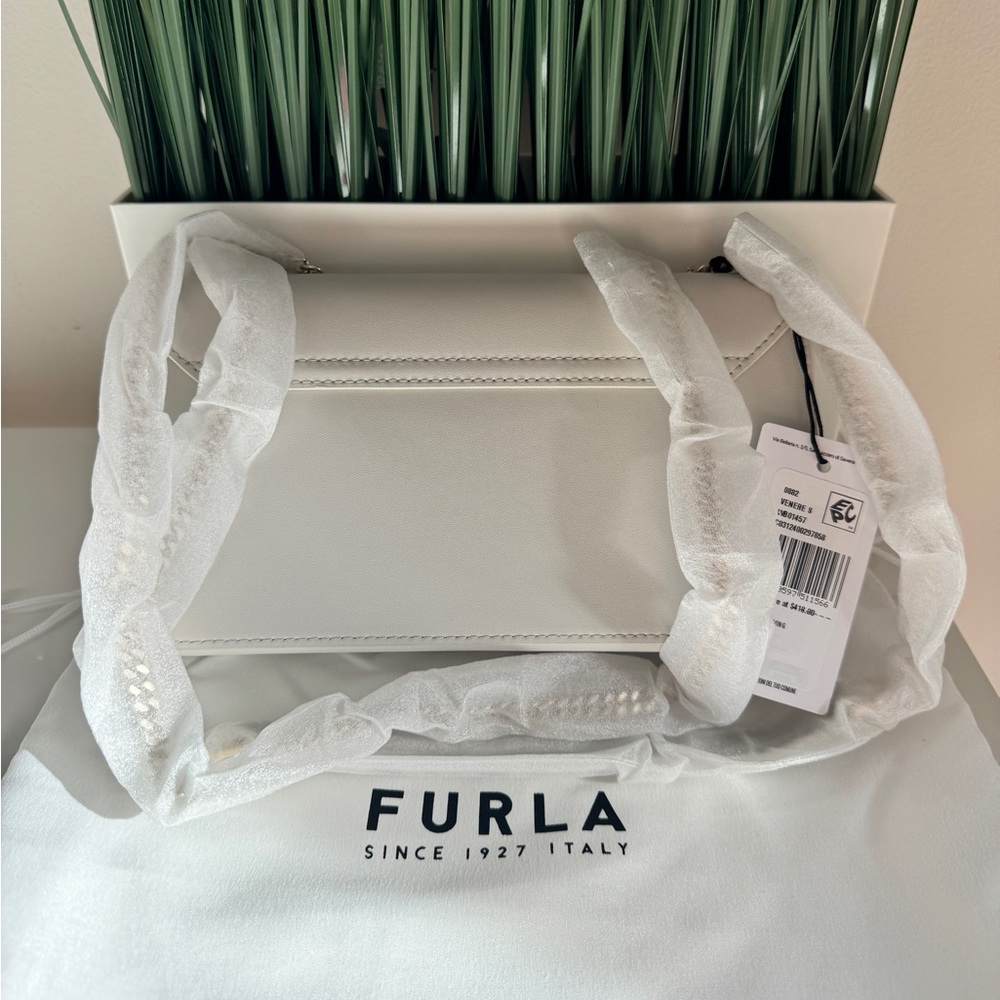 New Furla Leather Crossbody MARSHMALLOW - Picture 3 of 8